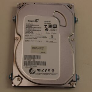 HP 747991-001 500GB SATA 3Gb/s hard drive - 7,200 RPM, 3.5-inch form factor